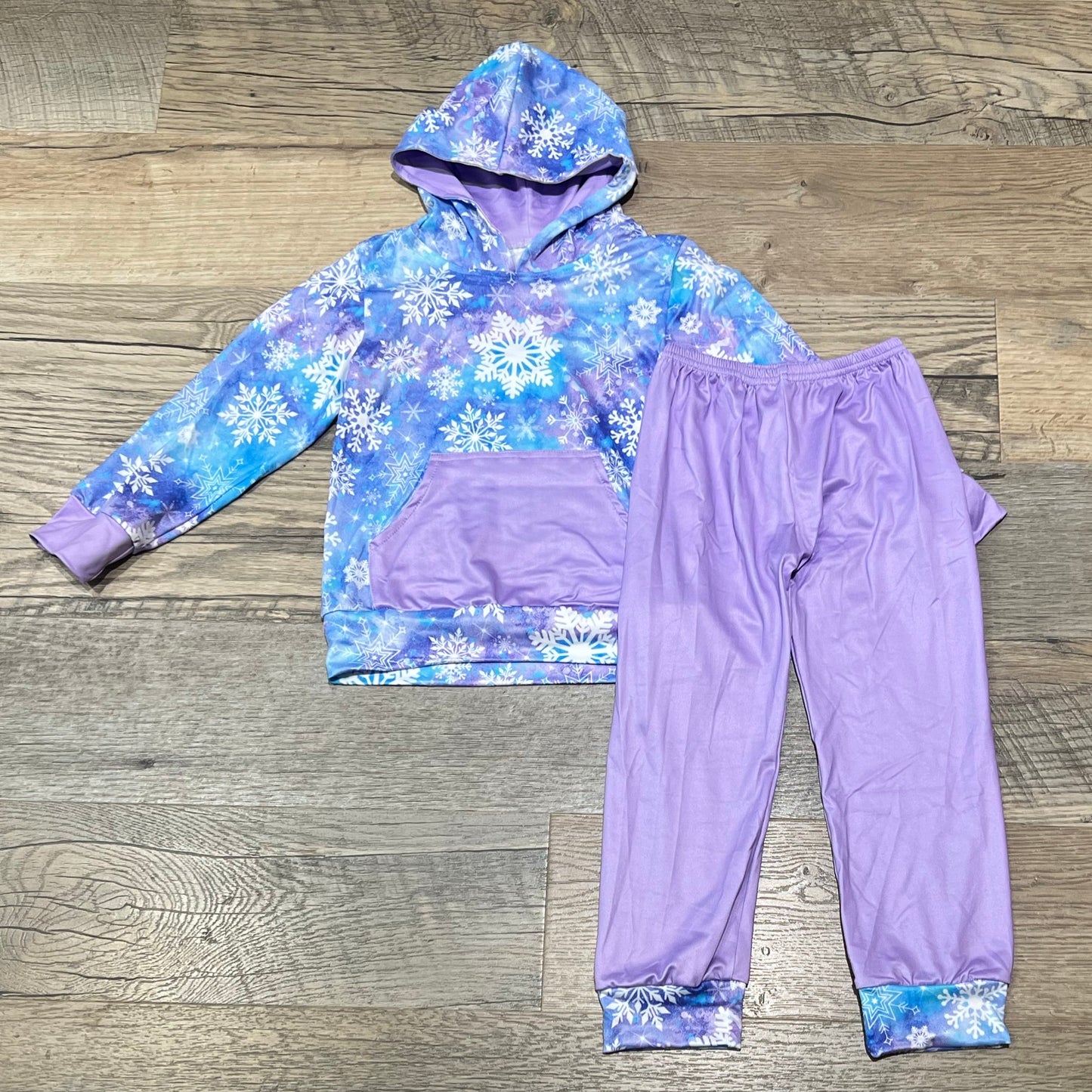 Snowflake Jogger Set