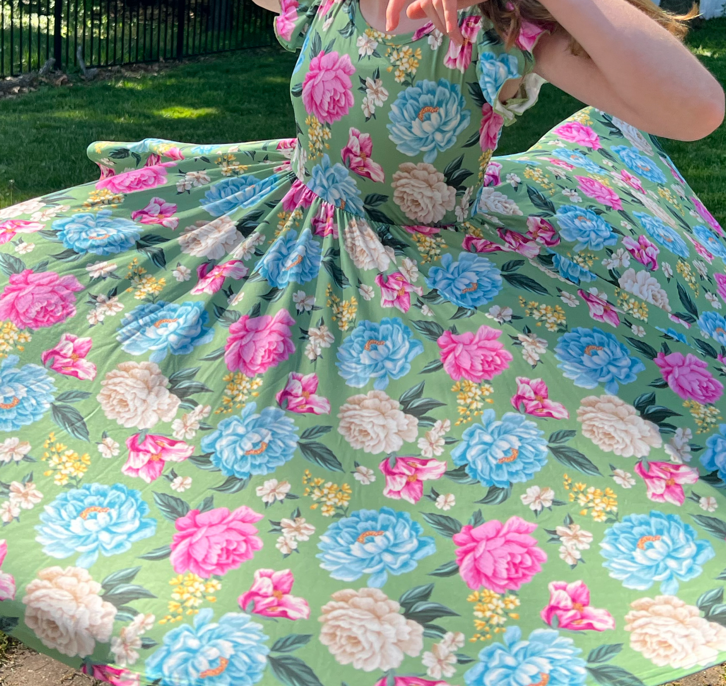 Classic Rose Elegance Ruffle Sleeve Dress